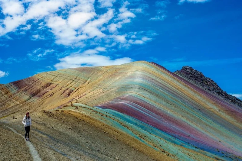Peru-Rainbow-Mountain-andean-trekking