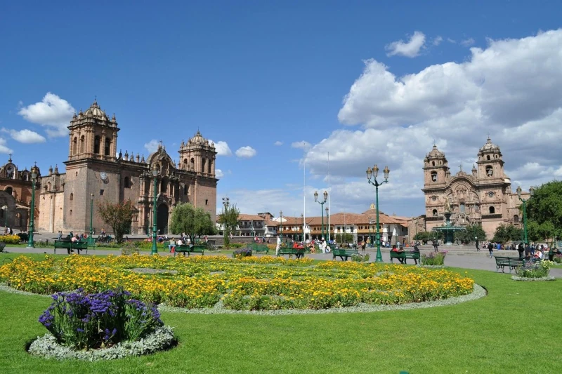 plaza de armas of cusco
